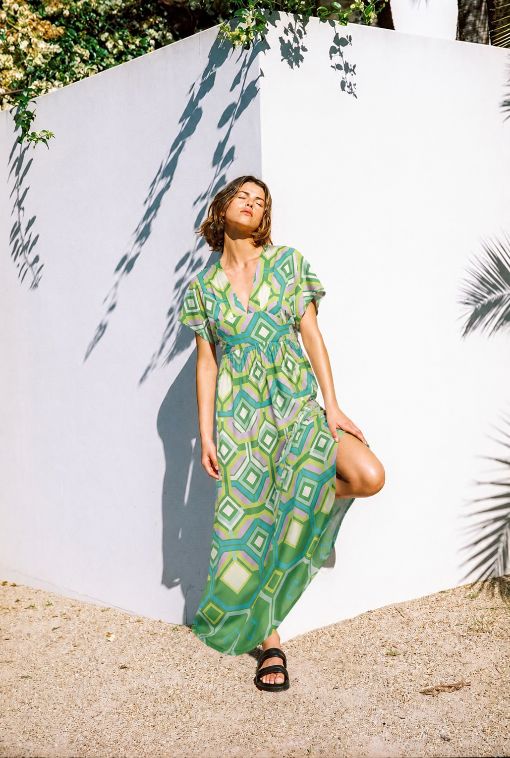 Robe longue à taille marquée et imprimé végétal
