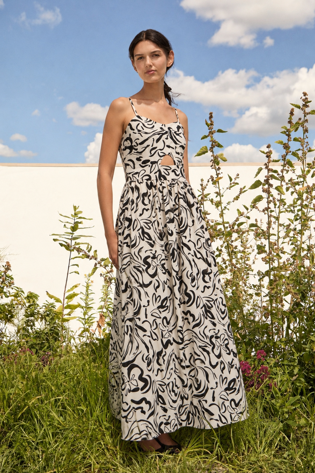 Robe fluide à fines bretelles